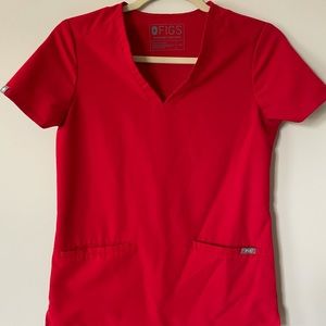 Figs red xxs top
